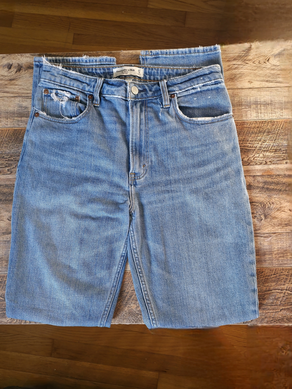 Abercrombie & Fitch Curve Love High Rise Skinny Jeans Size 27 Light Wash